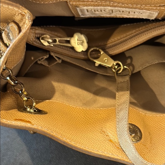 Eric Javits Tan and Gold Shoulder Bag with Chain Strap - Picture 6 of 9